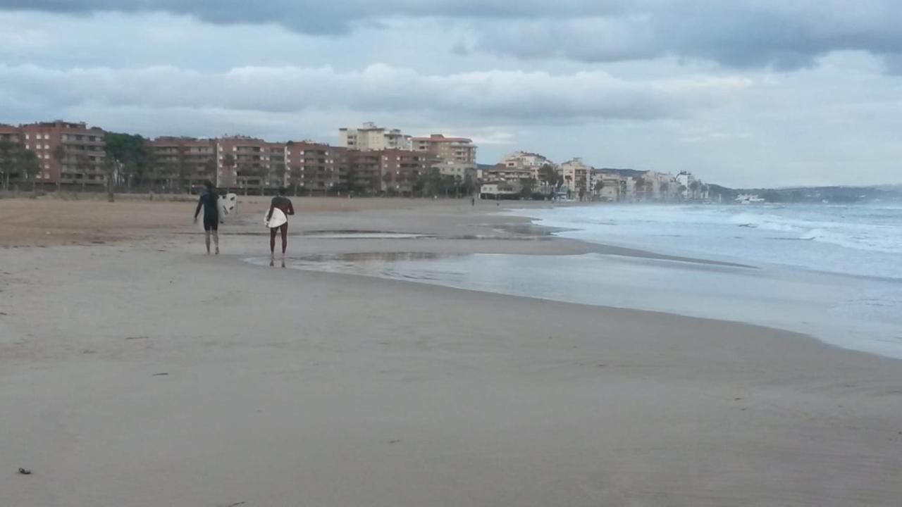 Torredembarra Appartement Buitenkant foto